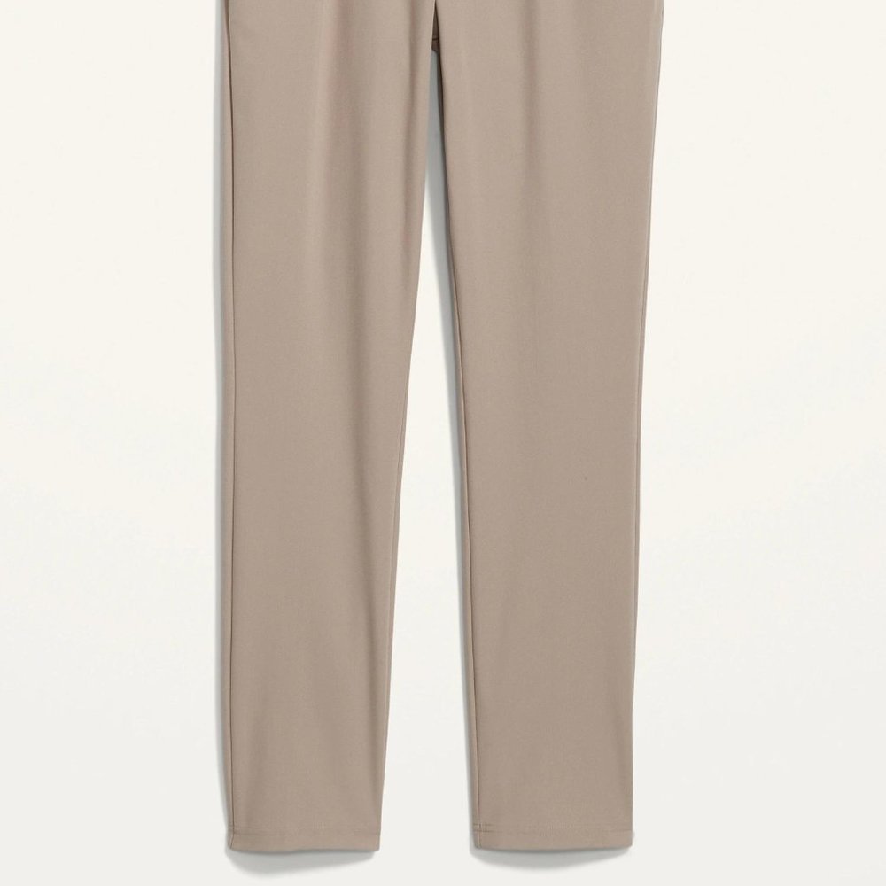Old Navy Slim Go-Dry Cool Hybrid Pants for Men New - Picture 3 of 3